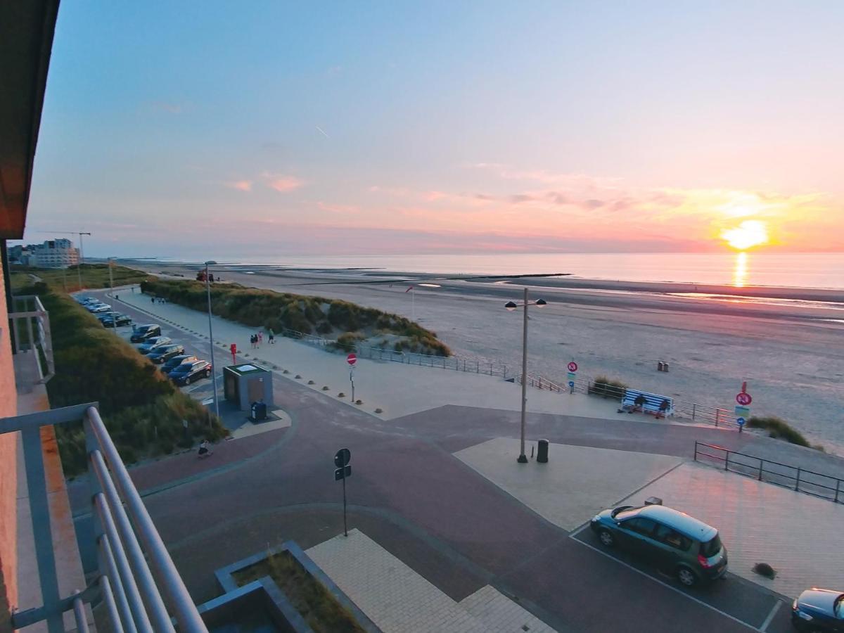 Middelkerke - Frontaal Zeezicht Apartment Exterior photo